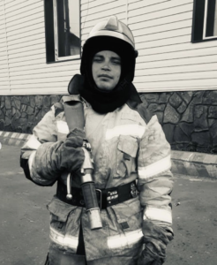 Спасатели погибли при тушении дома в Бодайбо