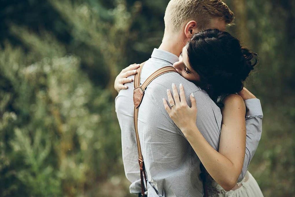 Каждый десятый иркутянин считает, что деньги портят отношения в паре