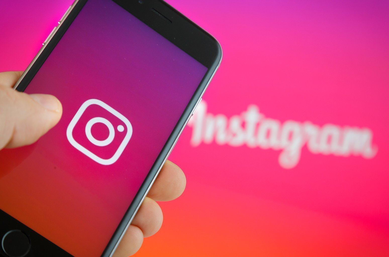 Meta отказалась блокировать Facebook и Instagram на территории России