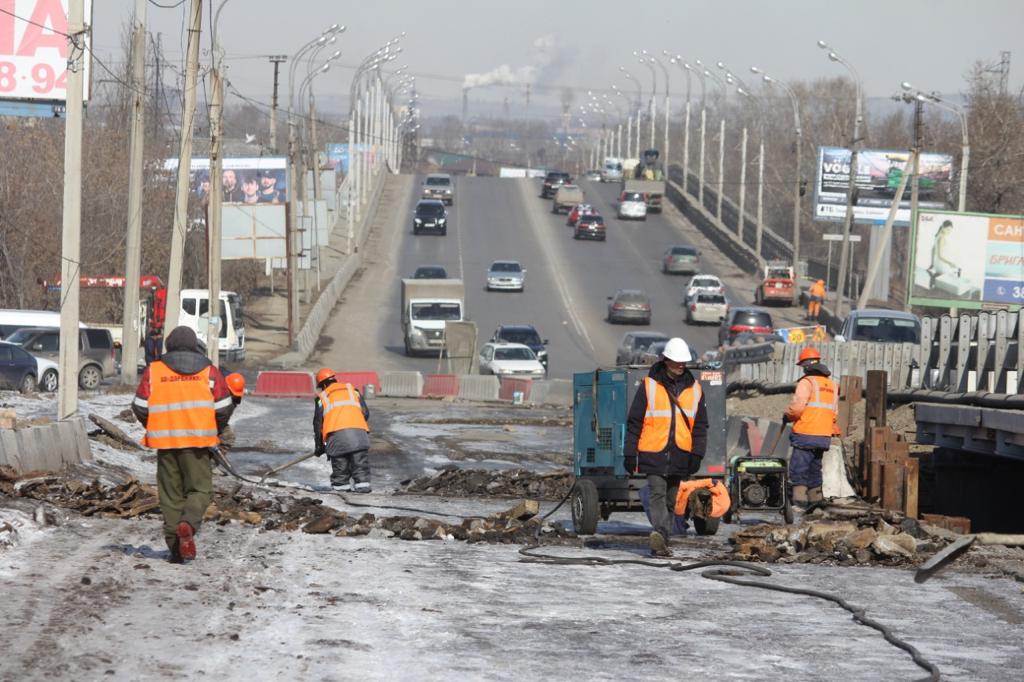 В Иркутске приступили к завершающему этапу реконструкции путепровода на Джамбула