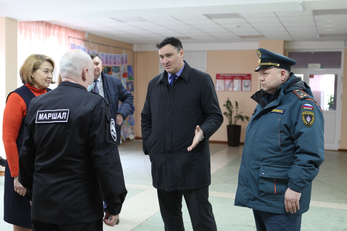 В школах и детсадах Иркутска обновляют системы пожарной безопасности