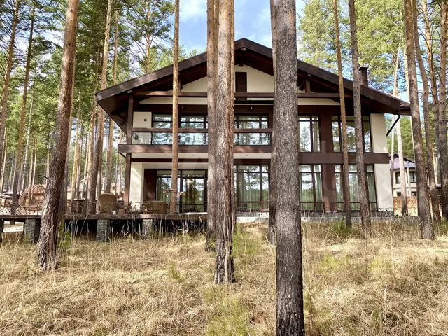 Дом экс-мэра Иркутского района выставлен на продажу за 140 млн. рублей