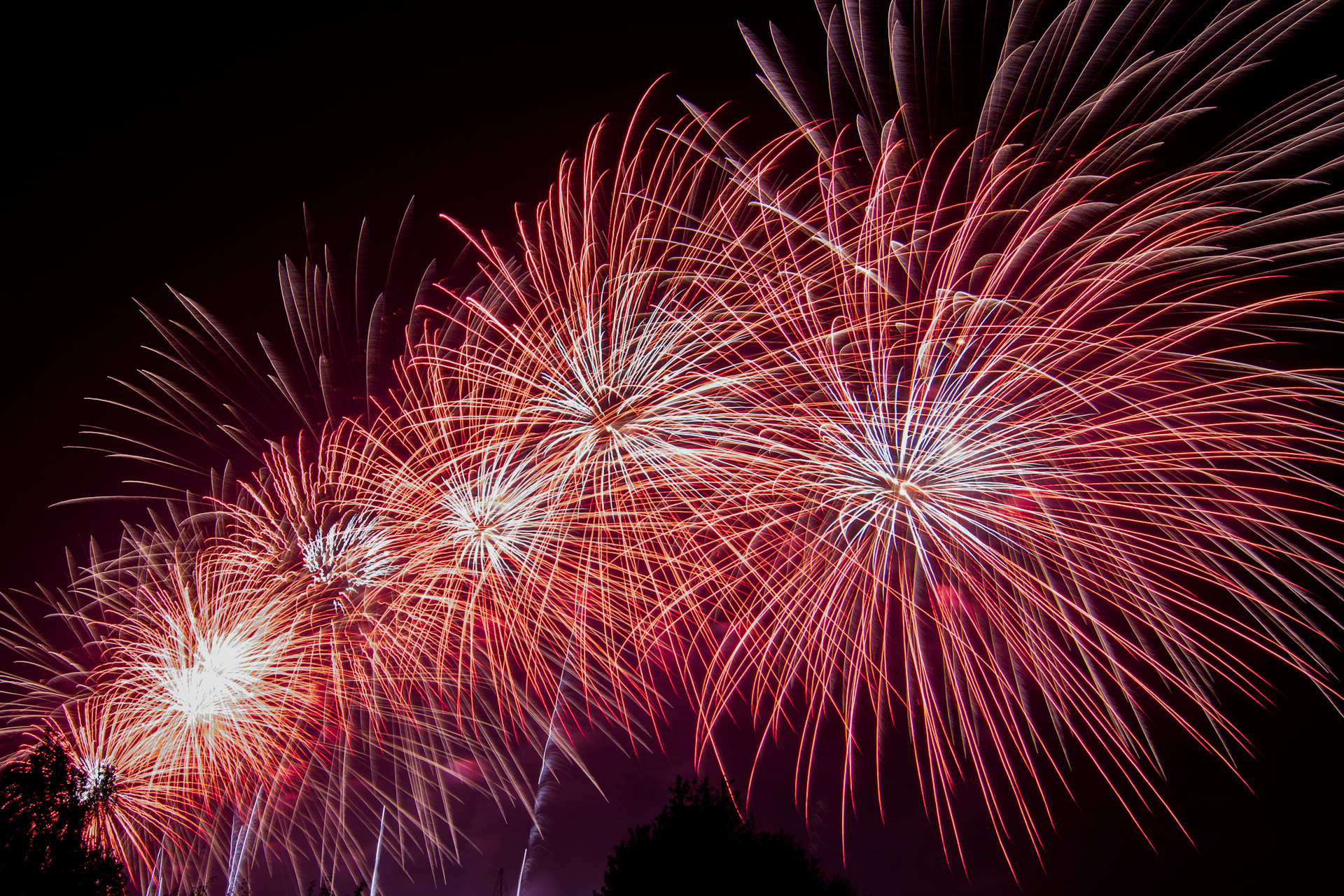 Фейерверк Иркутску подарил спонсор