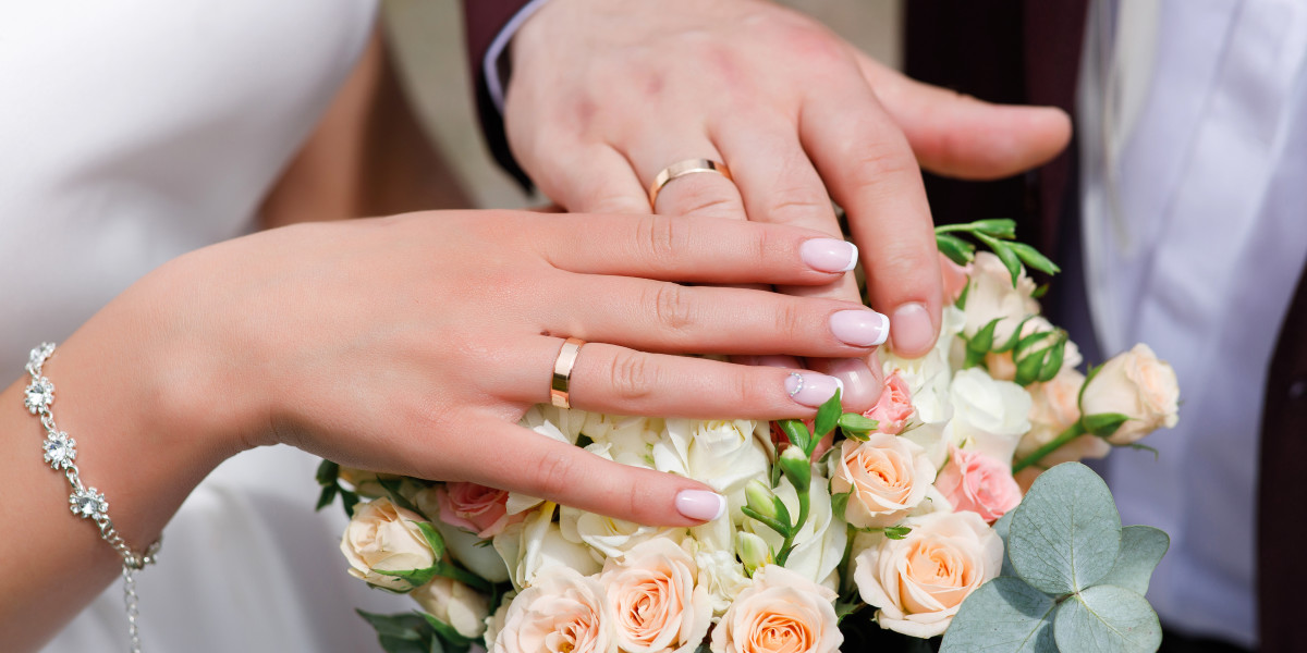 Почти 400 свадеб сыграют в Приангарье 22 июля