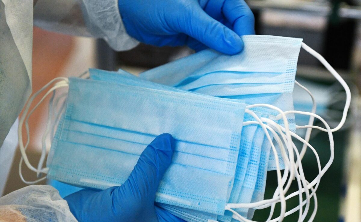 Новости коронавируса: масочный режим возвращается, но не везде и пока рекомендательно