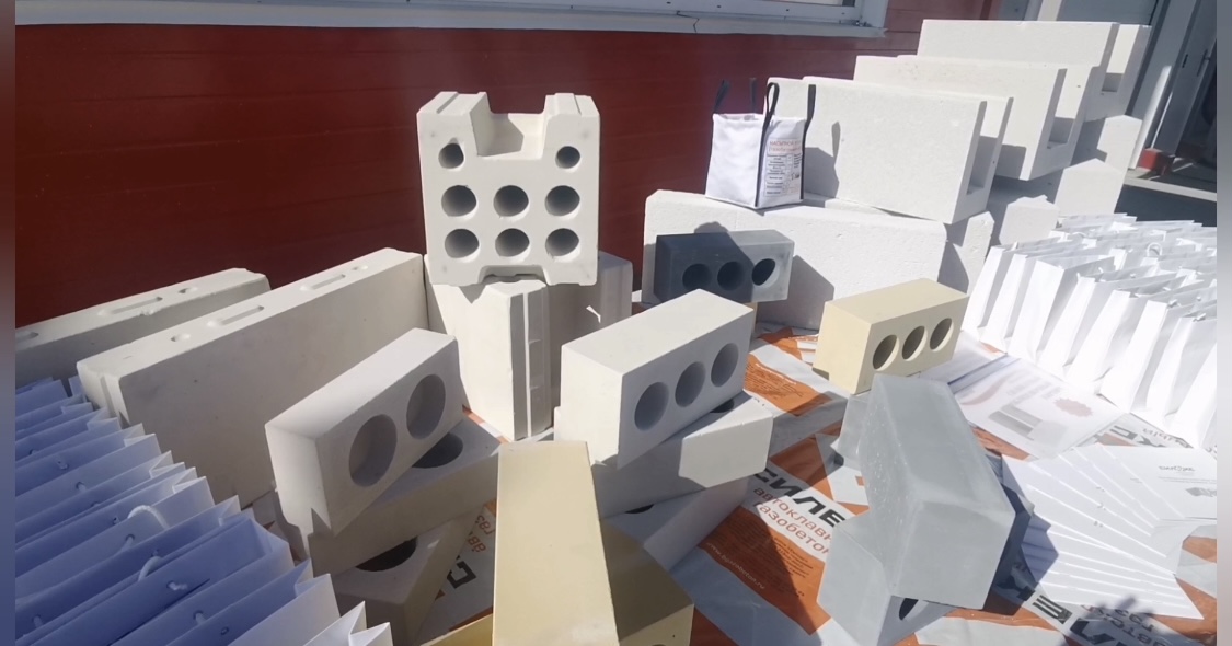 Кобзев: Правительство готово поддержать инвесторов, которые намерены открыть на территории области производство