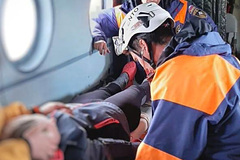 Травмированную туристку эвакуировали вертолетом из Бурятии в Иркутск