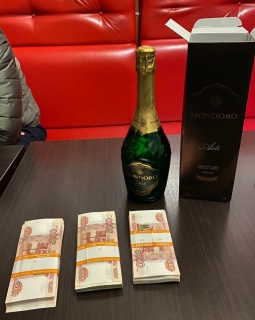 Менеджер «СильверМолла» получил 3 года строго режима за дачу взятки