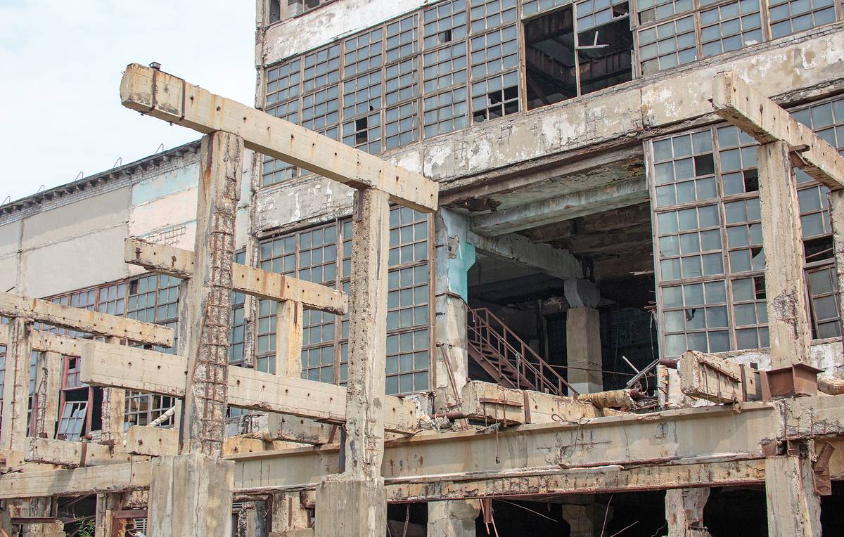 Демонтаж зданий на промплощадке в Усолье-Сибирском завершат в ноябре