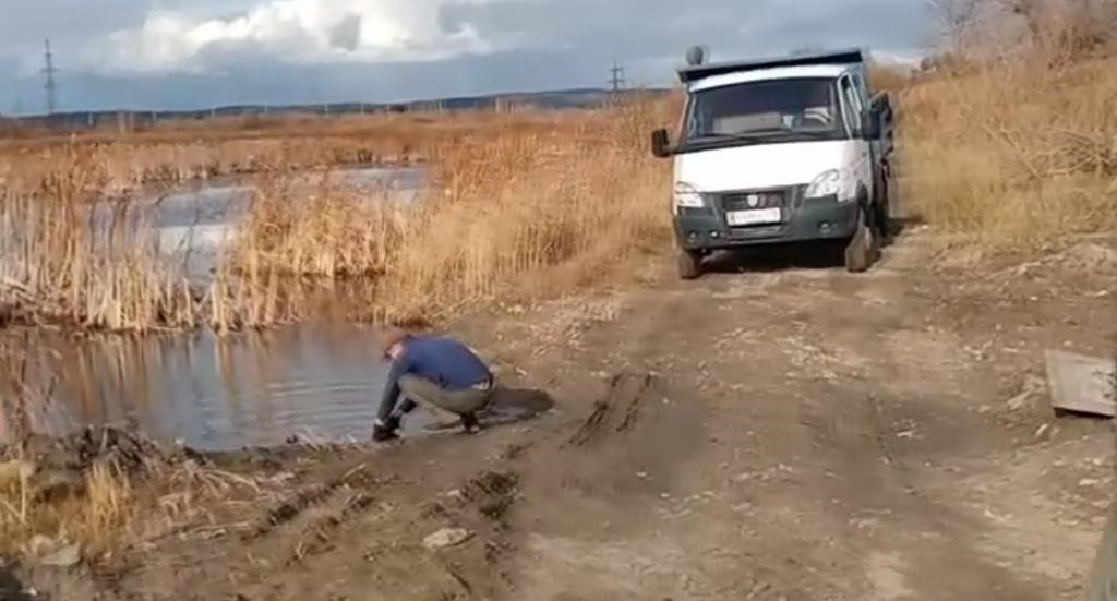 В «Птичьей гавани» из-за выброшенного мусора чуть не случился пожар