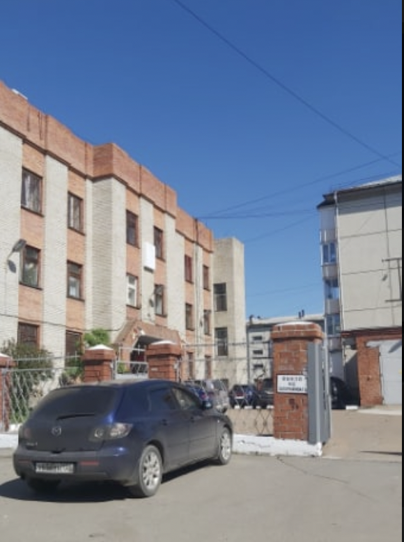 В Ангарске пожилая женщина попыталась поджечь военкомат