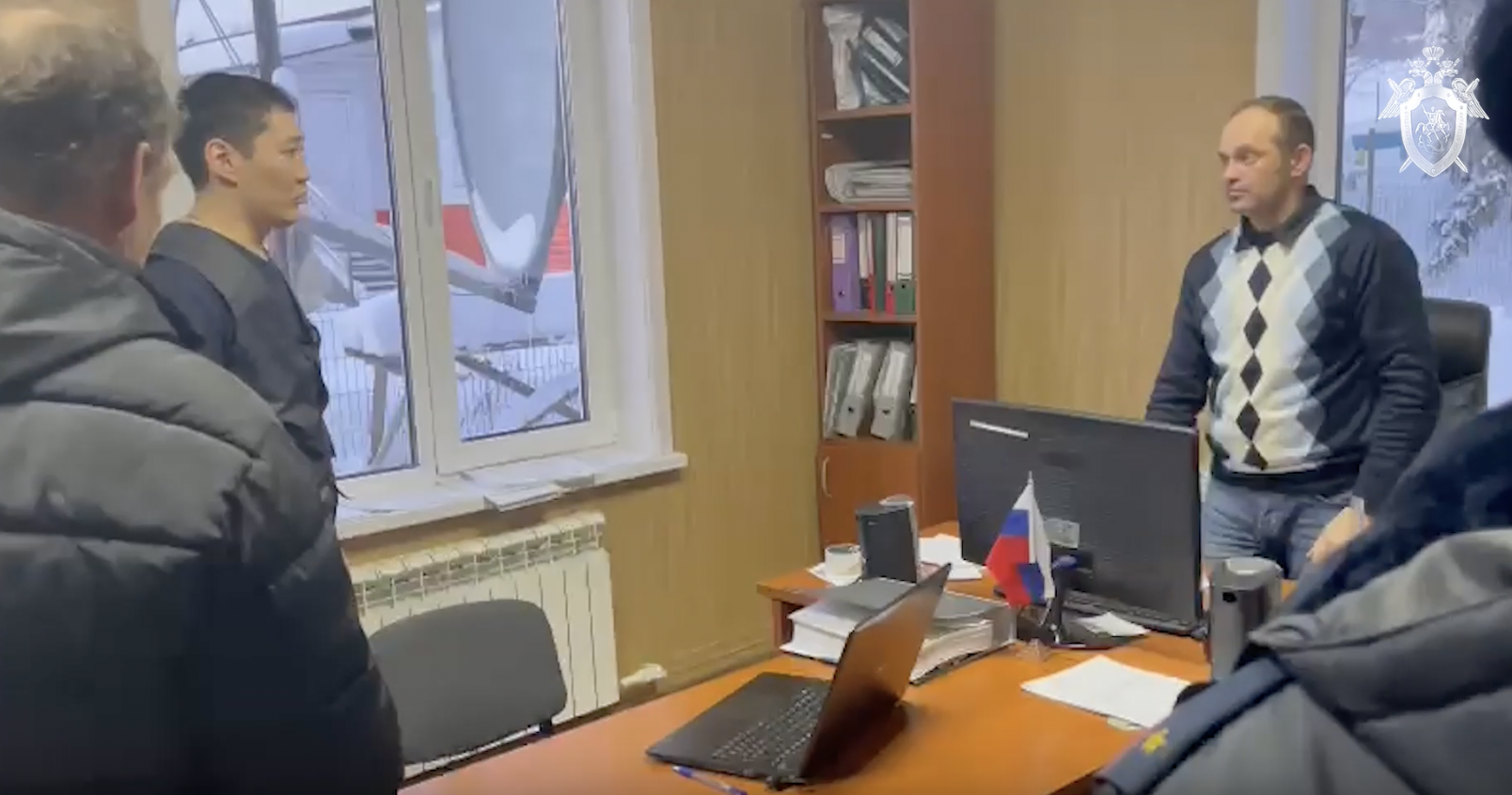 Задержан глава поселка Артёмовский, где дома остались без отопления