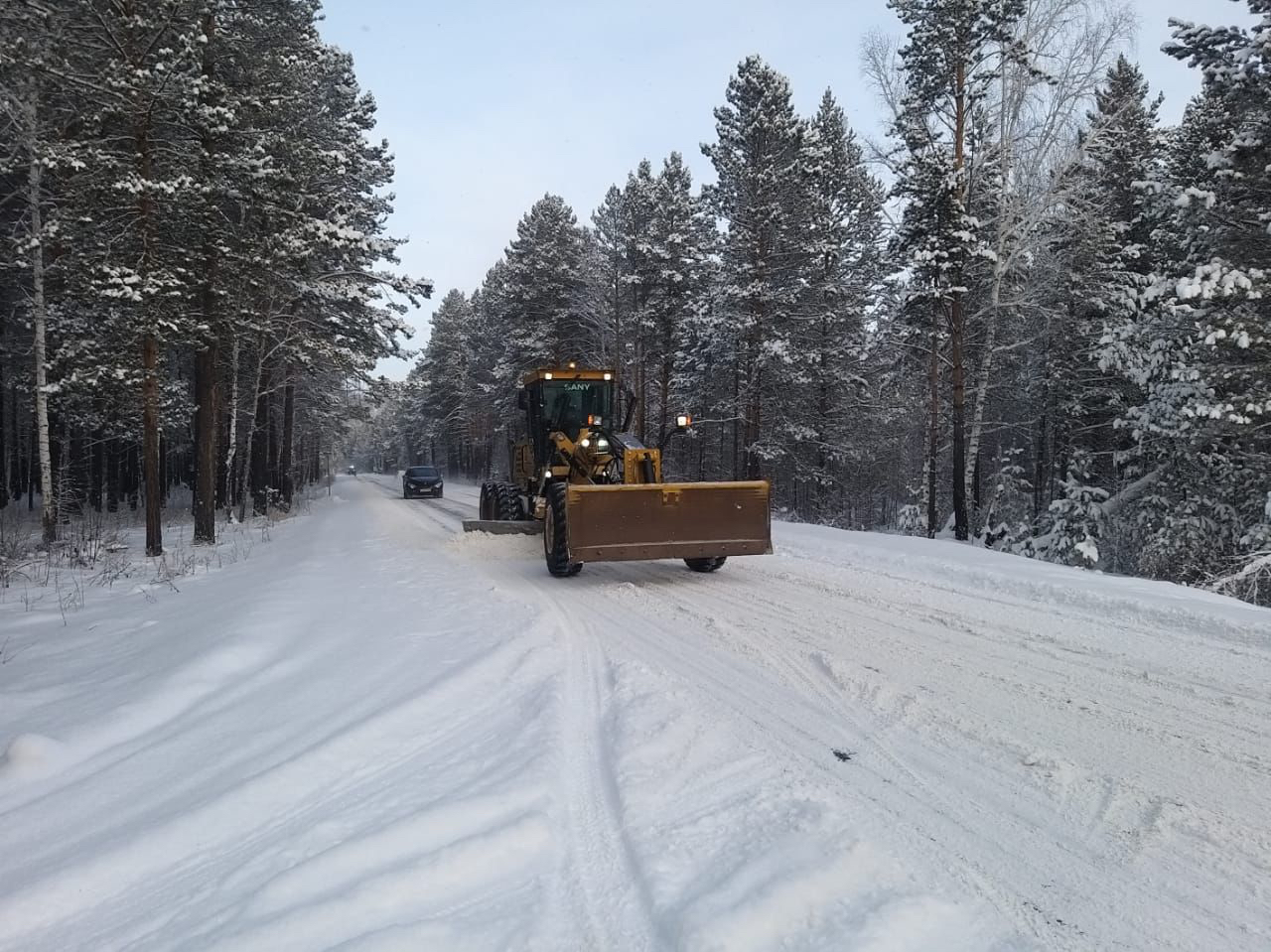 Ограничение для большегрузов введено на трассе «Байкал» из-за снегопада