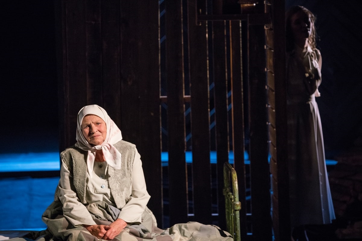 Актриса иркутского драмтеатра стала лауреатом премии «Золотая маска»