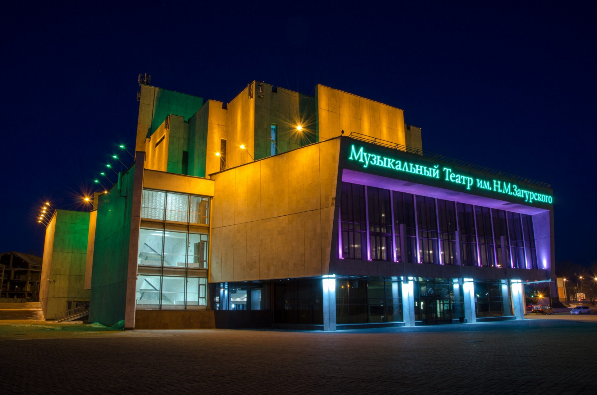 В Музтеатре реконструируют сцену за 200 млн руб