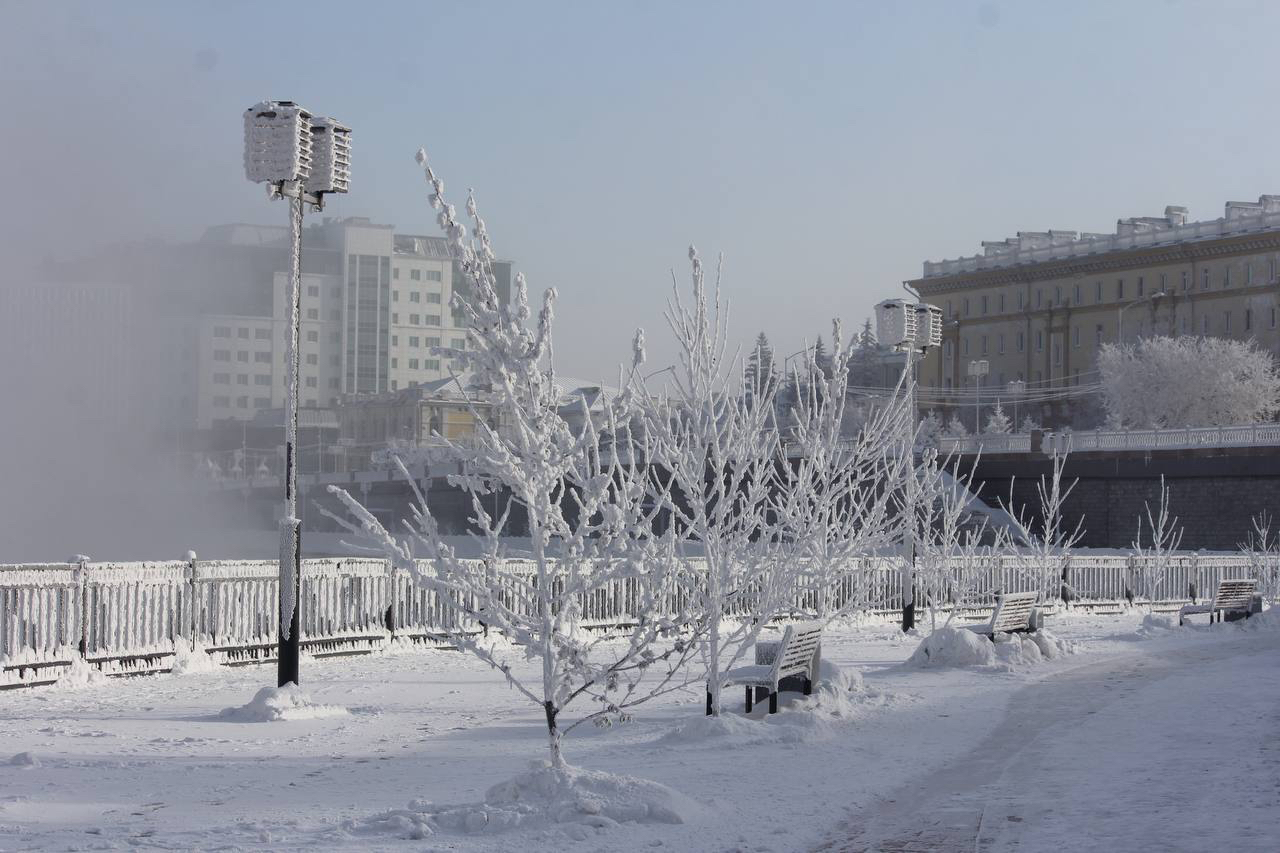 центр иркутска зимой. зима в объективе. январский мороз фото. морозный иркутск. холод в иркутске.