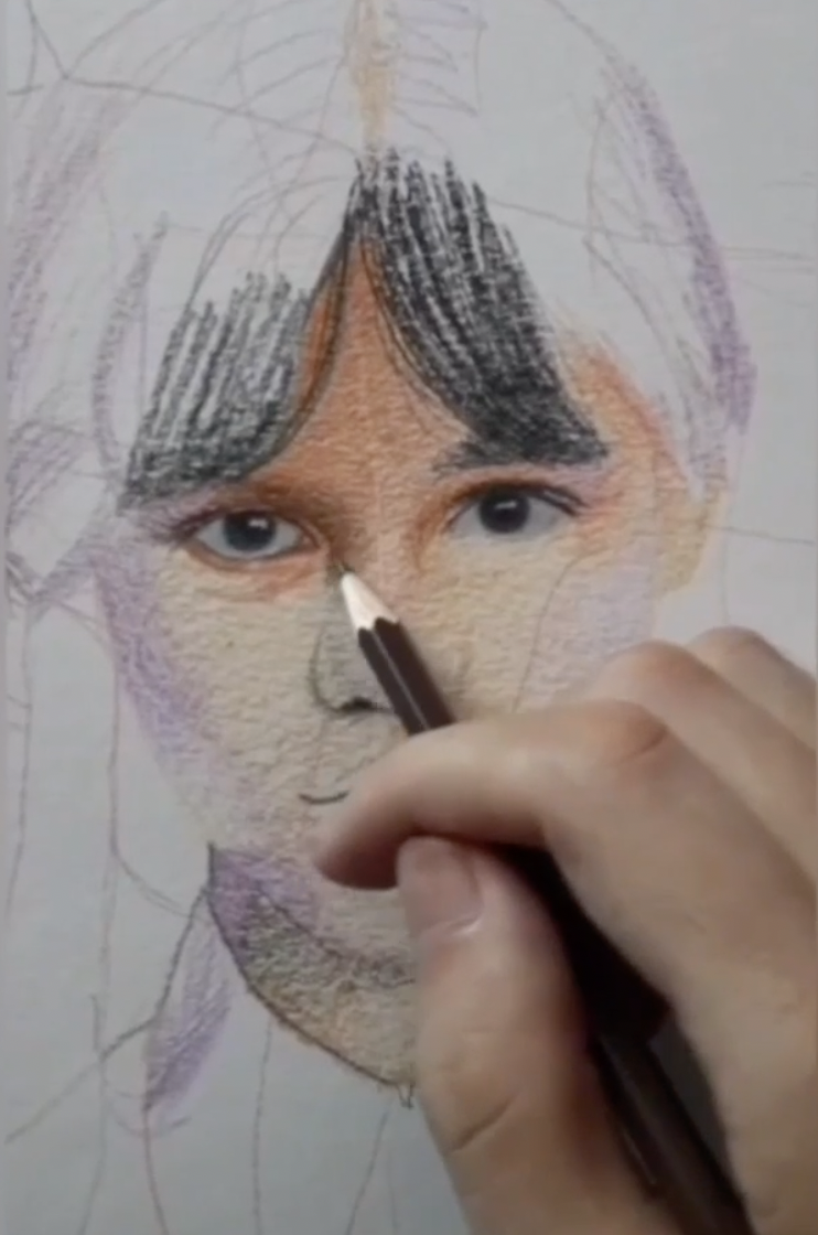 Художник из Черемховского района создал портрет Уэнсдей (видео)