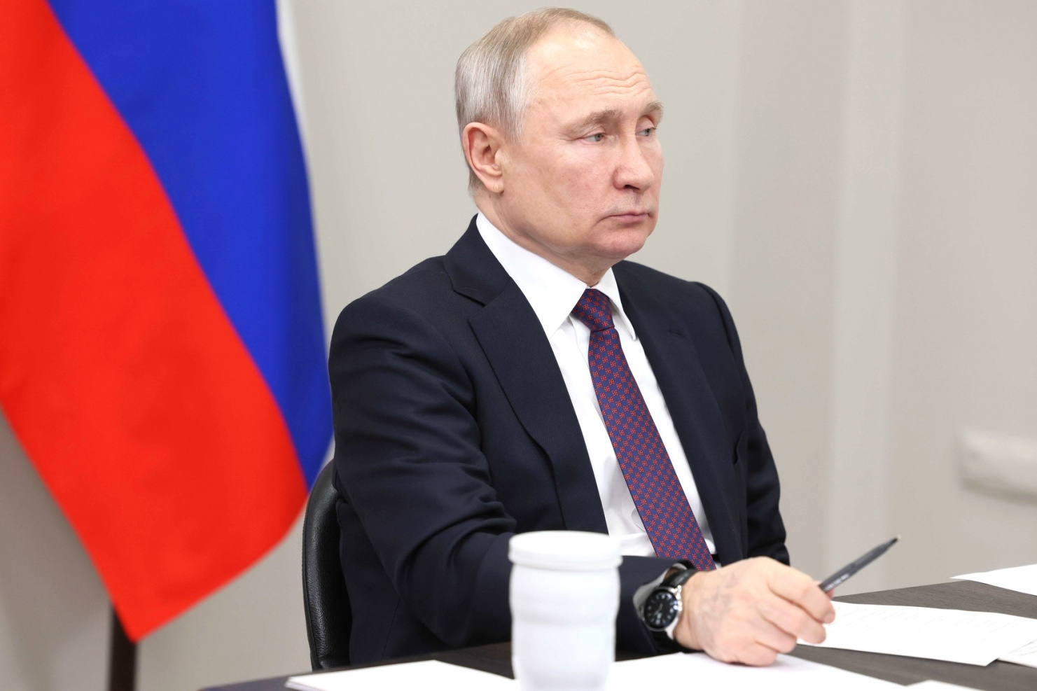 «Полный список предложенных Путиным кандидатур на посты глав силовых ведомств»