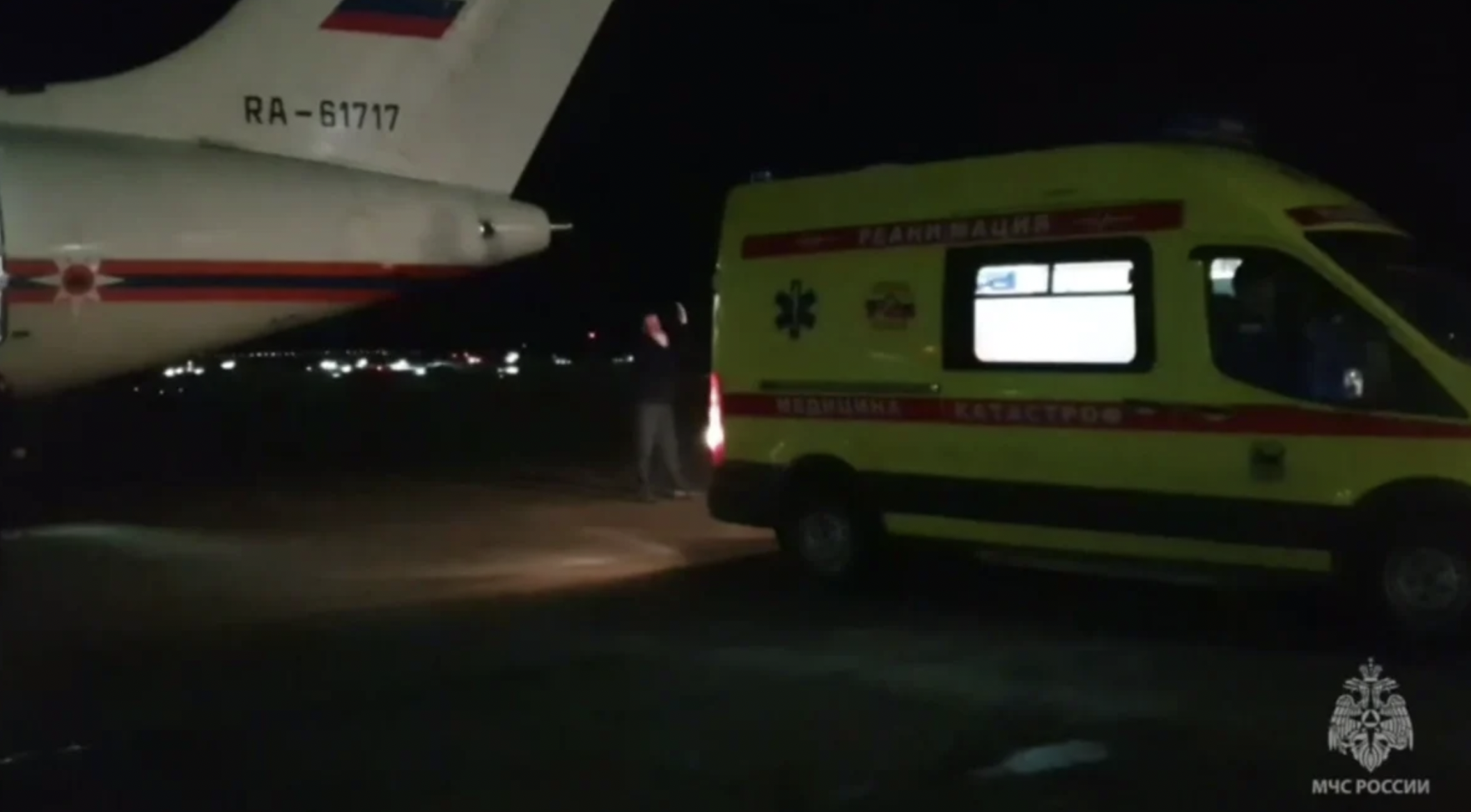 Иркутский пожарный, получивший обширное поражение током, эвакуирован спецбортом в Санкт-Петербург