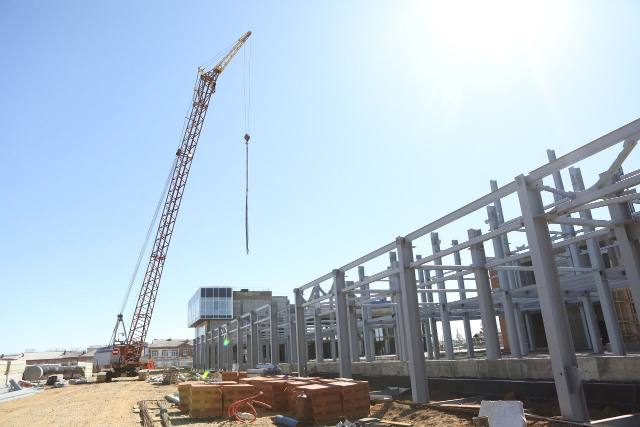 Дома спорта в поселке Усть-Ордынском планируют достроить до конца этого года