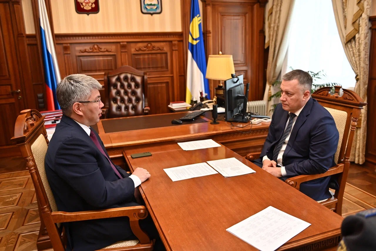 Игорь Кобзев и глава Бурятии Цыденов обсудили развитие водного туризма в Прибайкалье