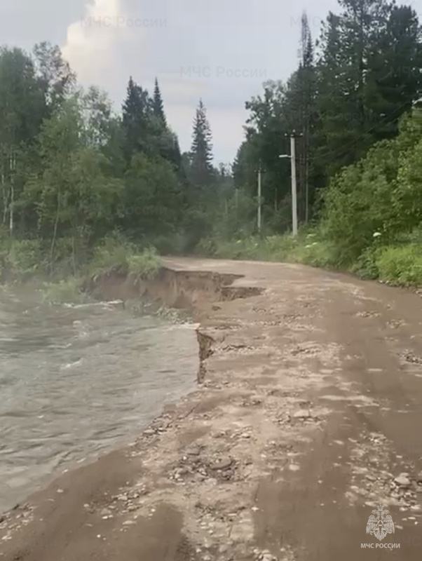 Дорогу на Теплые озера на Снежной закрыли из-за размытия