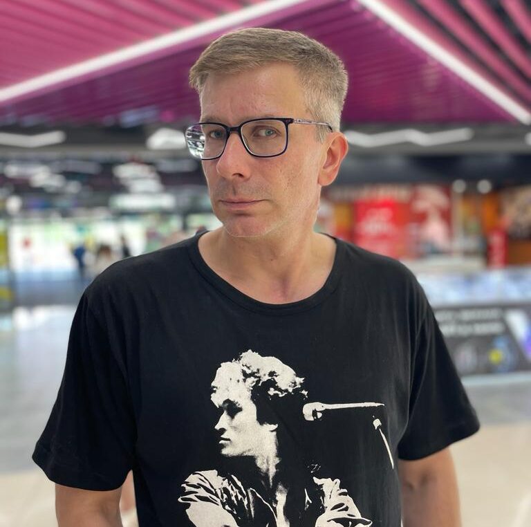 «Добродеев не выиграл суд, а Красноштанов не построил школу»