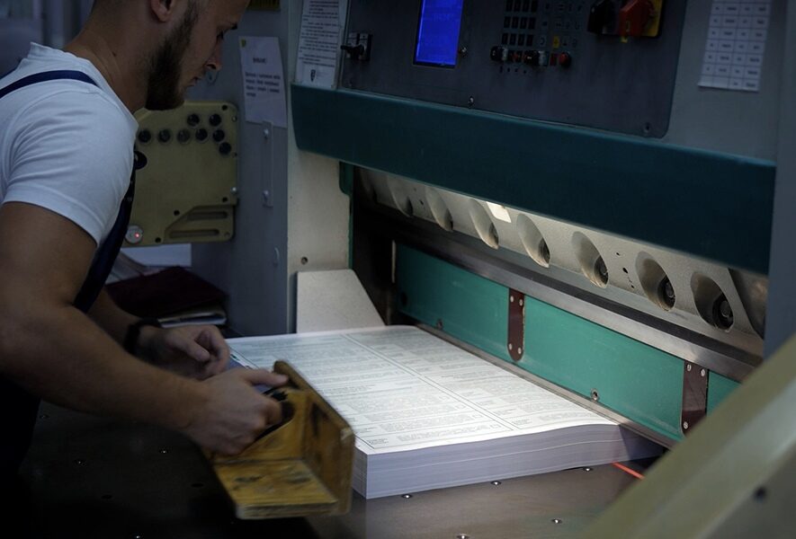 Бюллетени для голосования на сентябрьских выборах отправляются в территории