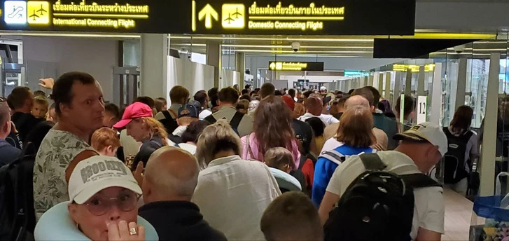 Туристы не могли вылететь из Таиланда в Иркутск из-за санкционной запчасти для самолета