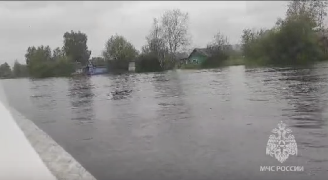 В Иркутске подтопило 11 садоводств после увеличения сброса воды на ГЭС