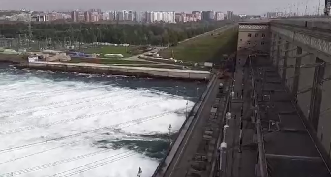 Сбросы на Иркутской ГЭС вновь увеличат 