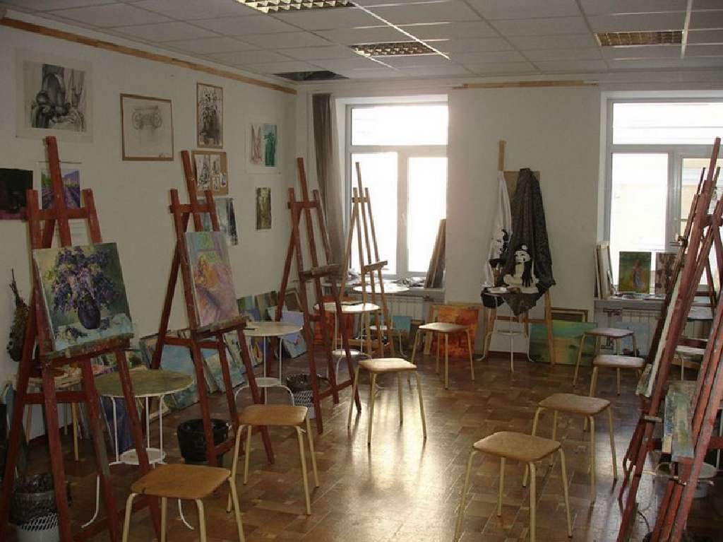 Главбух ангарской художественной школы похитила более 9 млн рублей