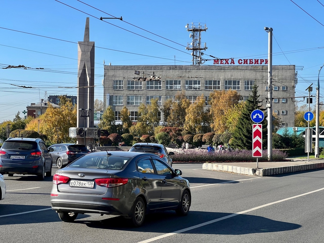 Водителей, разговаривающих по телефону, фиксируют камеры в Иркутске