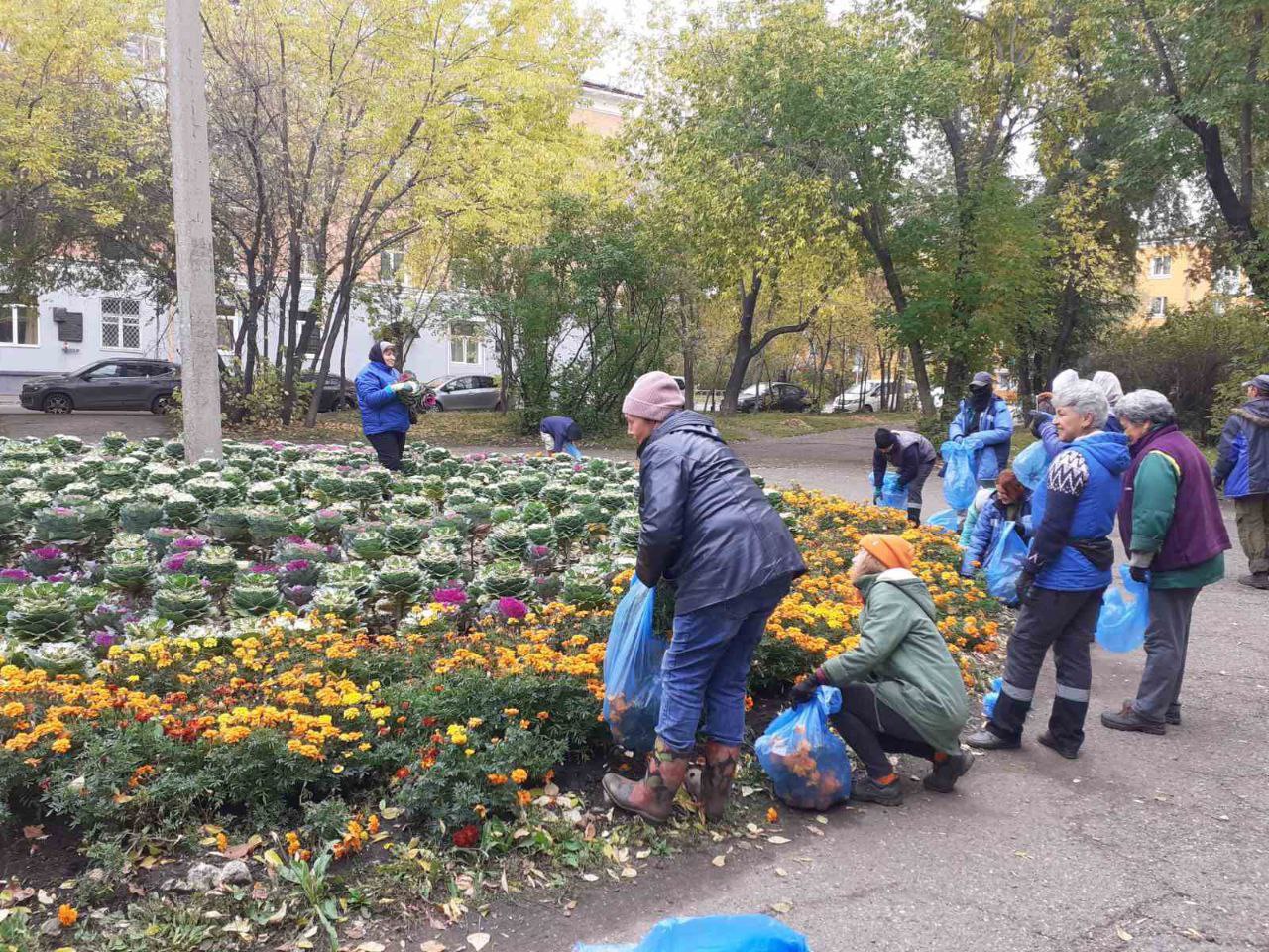 Парки и скверы в Иркутске готовят к зиме