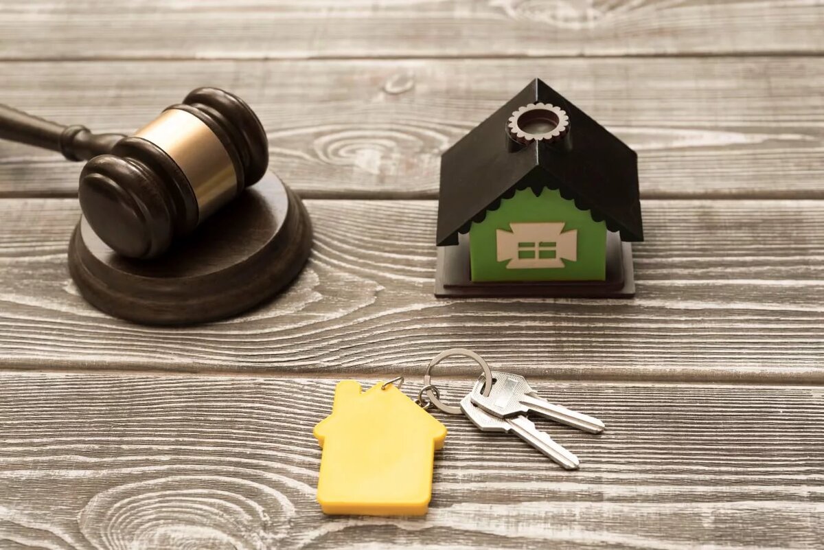 Бывших сотрудников агентства недвижимости будут судить в Иркутской области