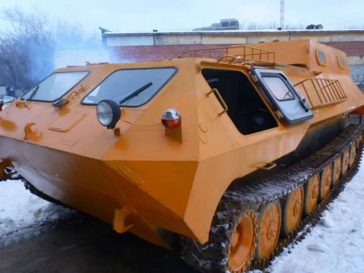 «Вездеход с сотрудниками геофизической компании провалился под лёд в Иркутской области»