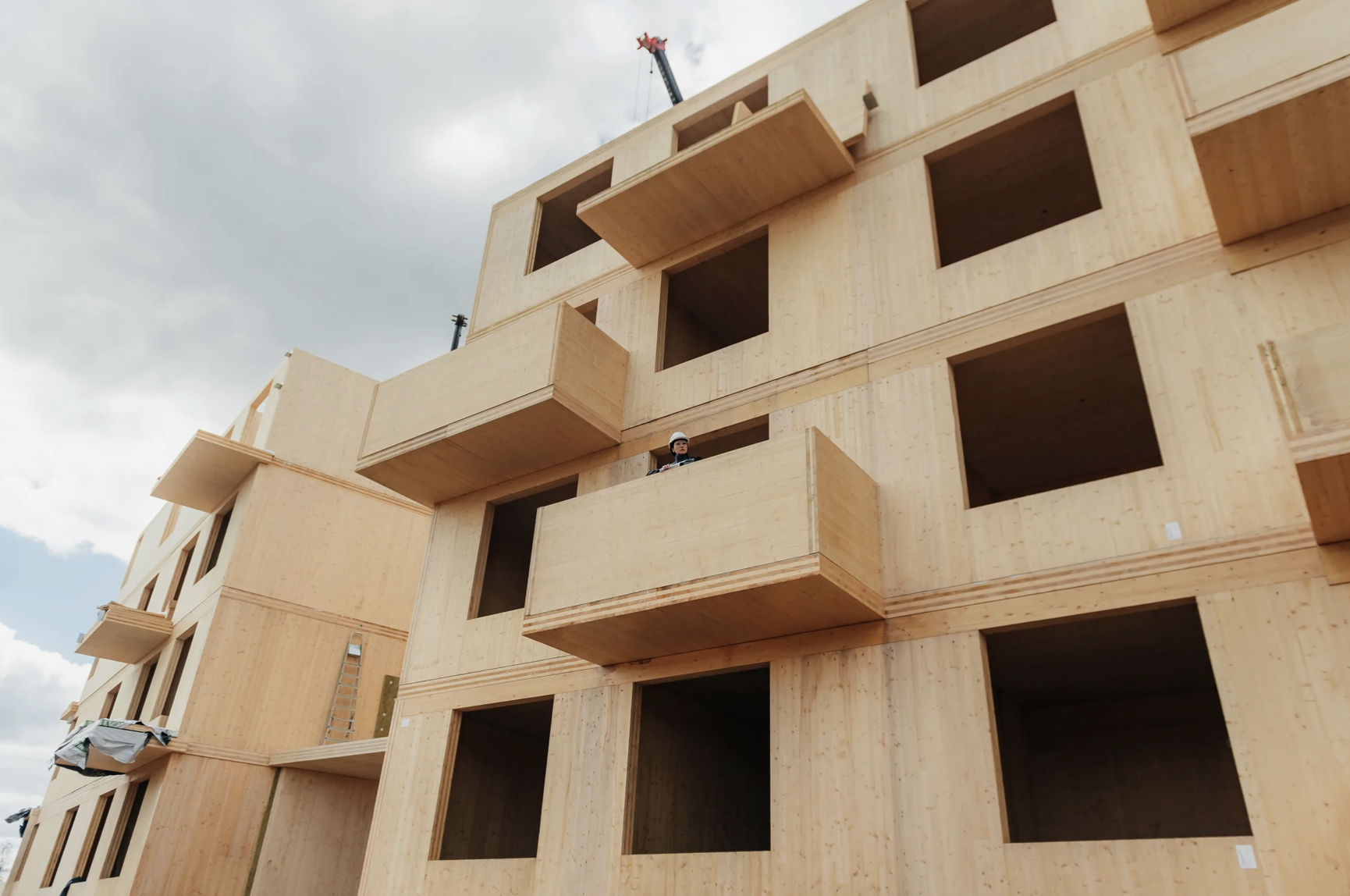 В Байкальске — впервые в сейсмоактивном регионе в России — строится многоэтажный дом из CLT-панелей