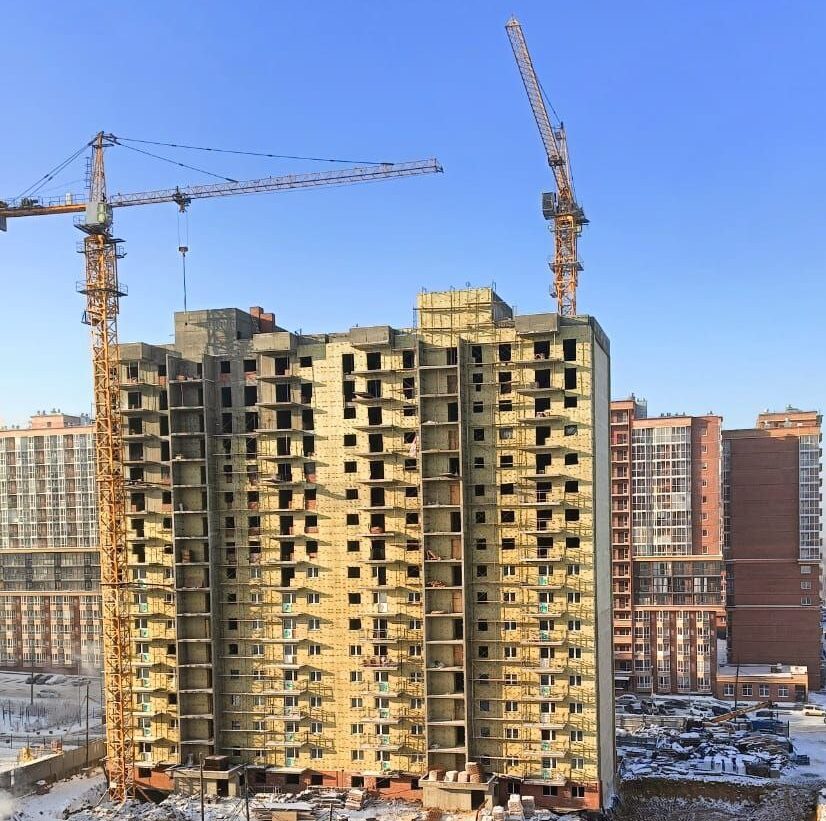 Квартиры для переселенцев из аварийного жилья в Иркутске строят с опережением графика