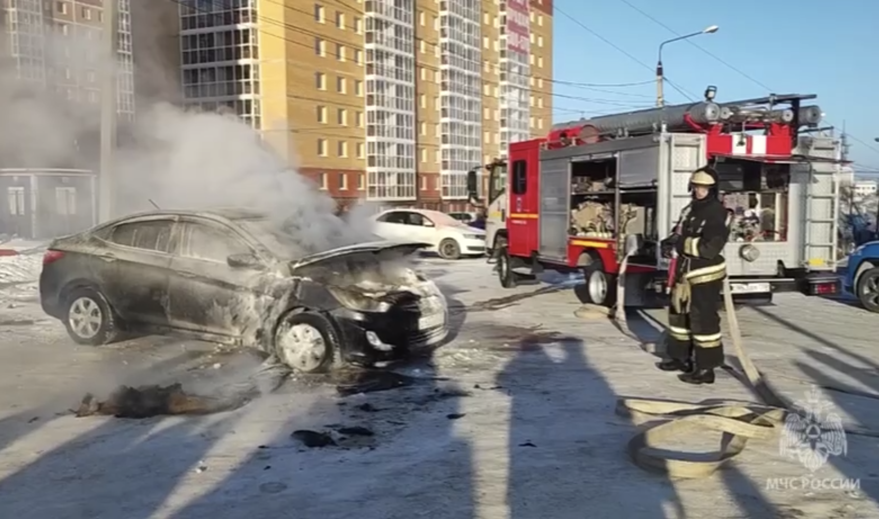 Автомобиль загорелся при попытке отогрева тепловой пушкой в Иркутске
