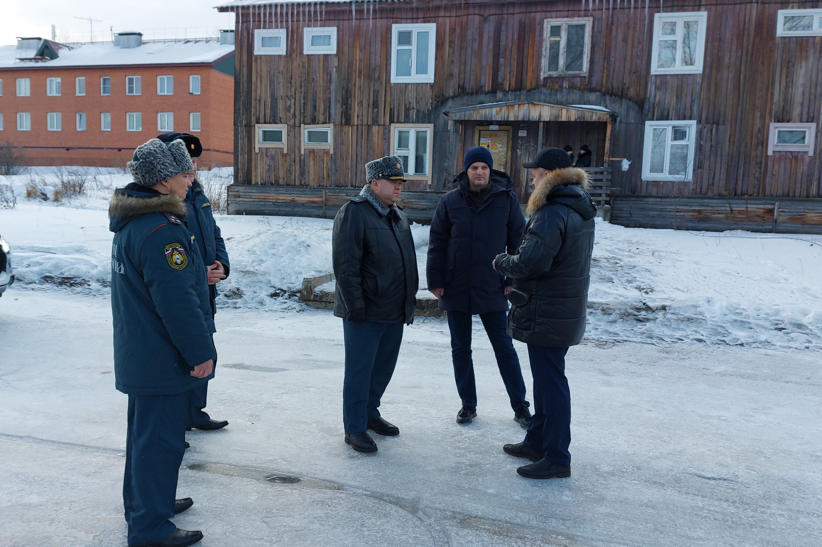 Режим ЧС введен в Усть-Илимске в связи с пожаром в многоквартирном доме