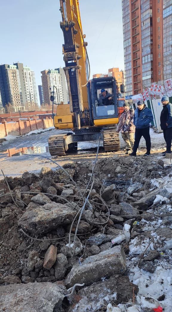 Дома в Октябрьском районе остались без света из-за экскаватора, повредившего кабель