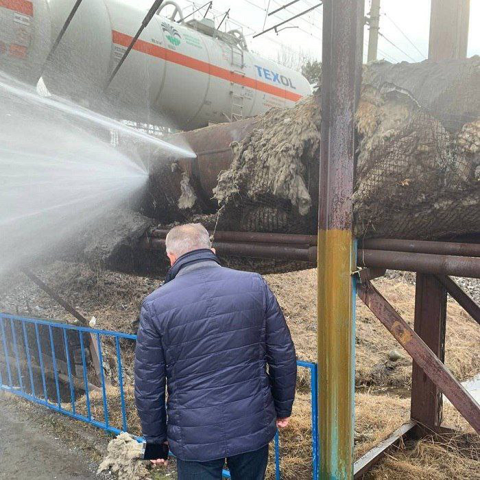 В Байкальске неизвестные расстреляли трубу теплоснабжения:  тысячи жителей остались без отопления