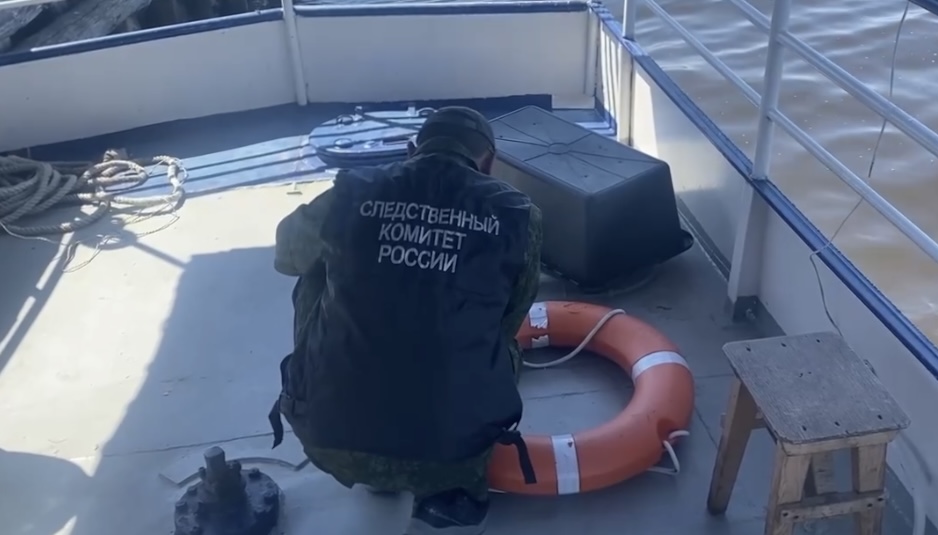 На Байкале в катере обнаружены пять погибших