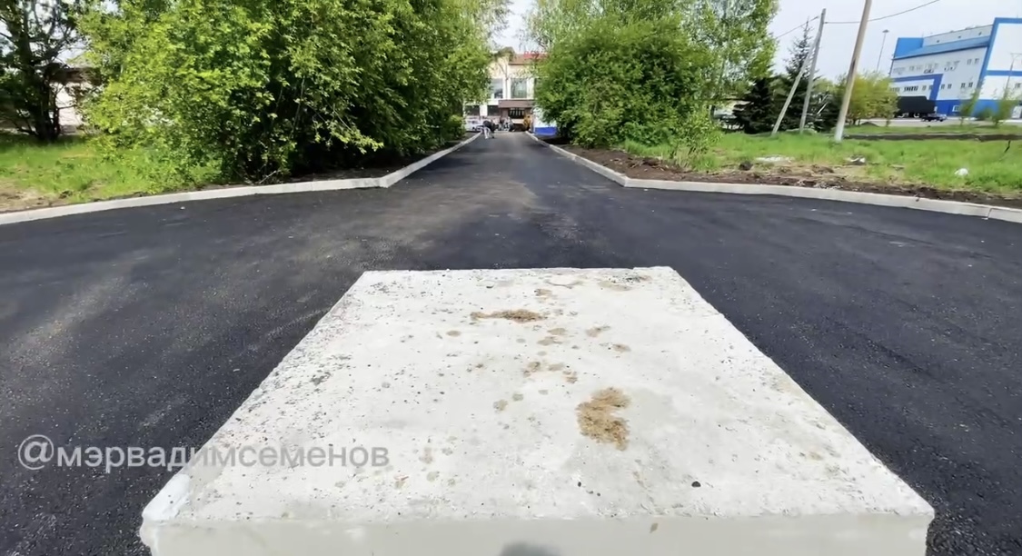 В Черемхово продолжается ремонт в сквере «Железнодорожник»