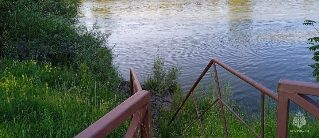 Мужчина и подросток утонули в реке Китой