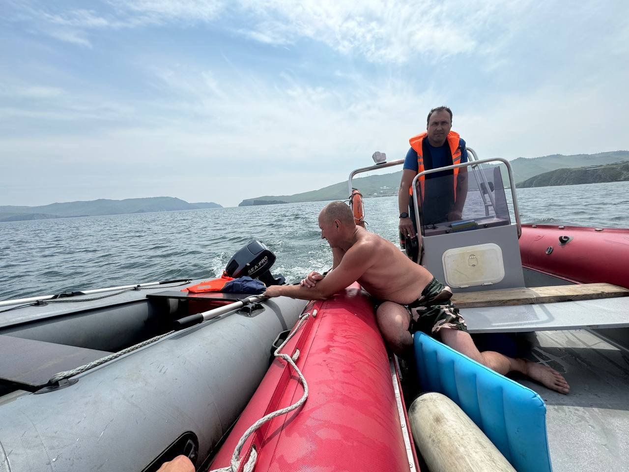 На Малом море мужчину на матрасе унесло в пролив