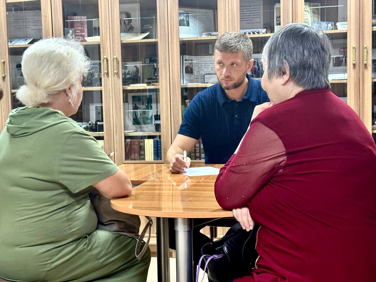 Спикер Думы Иркутска провел прием граждан