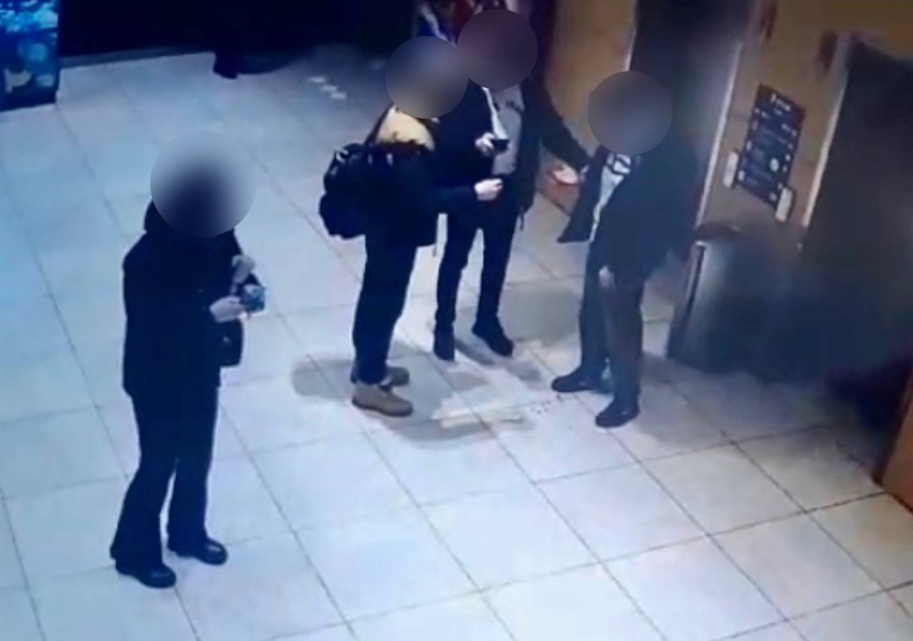 В торговом центре Иркутска подрались подростки