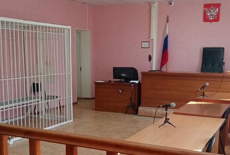 Бывший директор ангарской спортшколы задержан за взятки