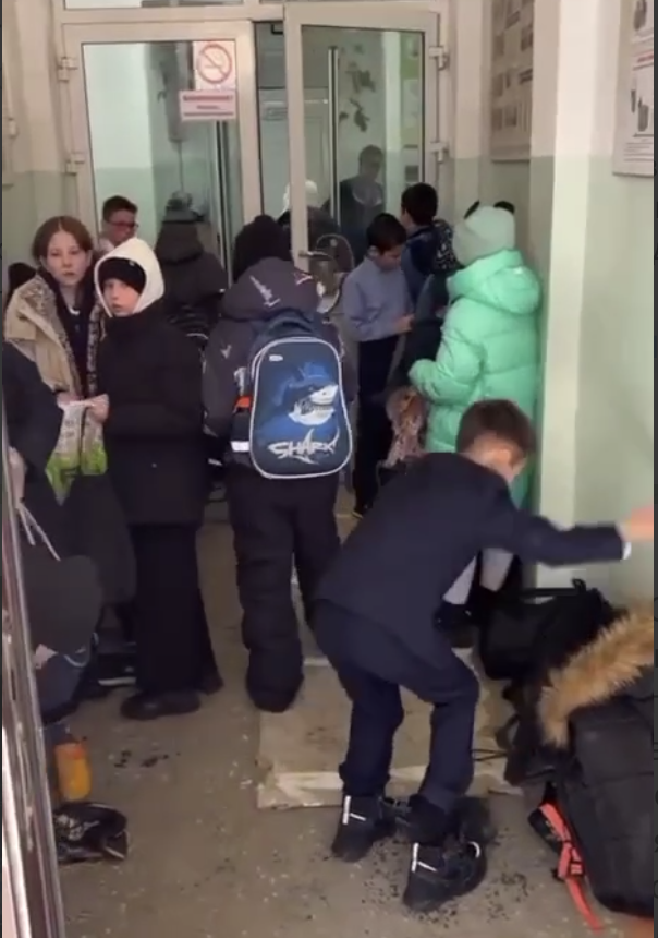 Мизулиной пожаловались на иркутскую школу №75